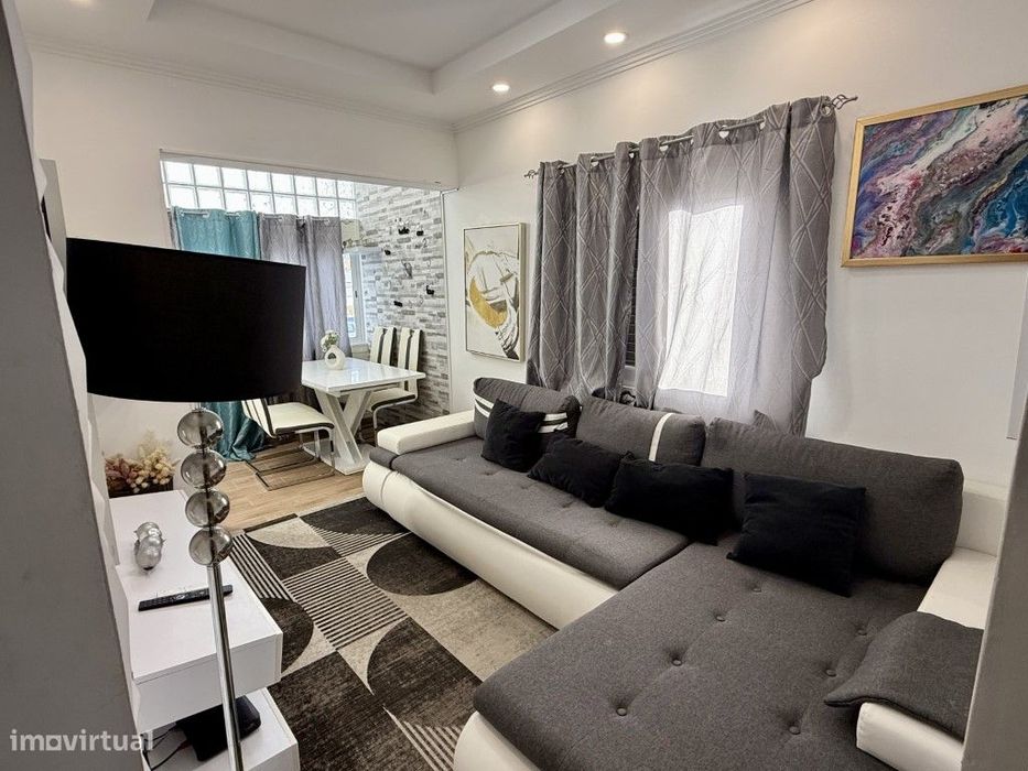 T2 para Arrendamento em Sines - Acolhedor e Completamente Remodelado