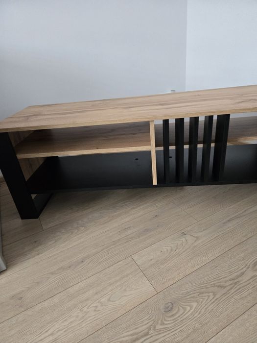 Szafka pod telewizor