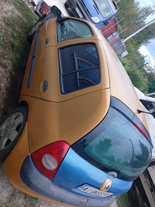 Renault Clio 2 - 2002 року
