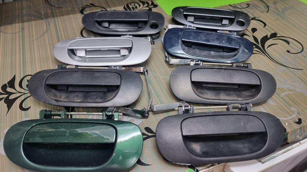 Mitsubishi space e carisma Muletas varias