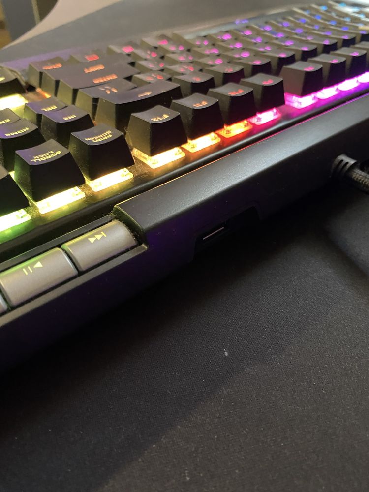 Клавиатура HyperX Elloy Elite RGB