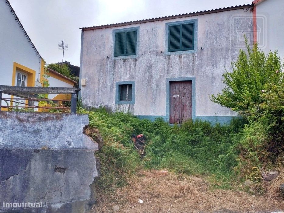 VENDA de CASA - MORADIA T2 no Topo, Calheta, Ilha de São Jorge, Açores