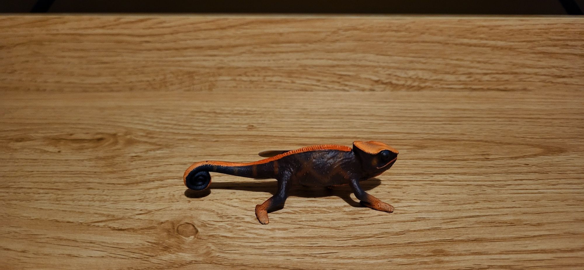 Schleich kameleon figurka model z 2022 r.