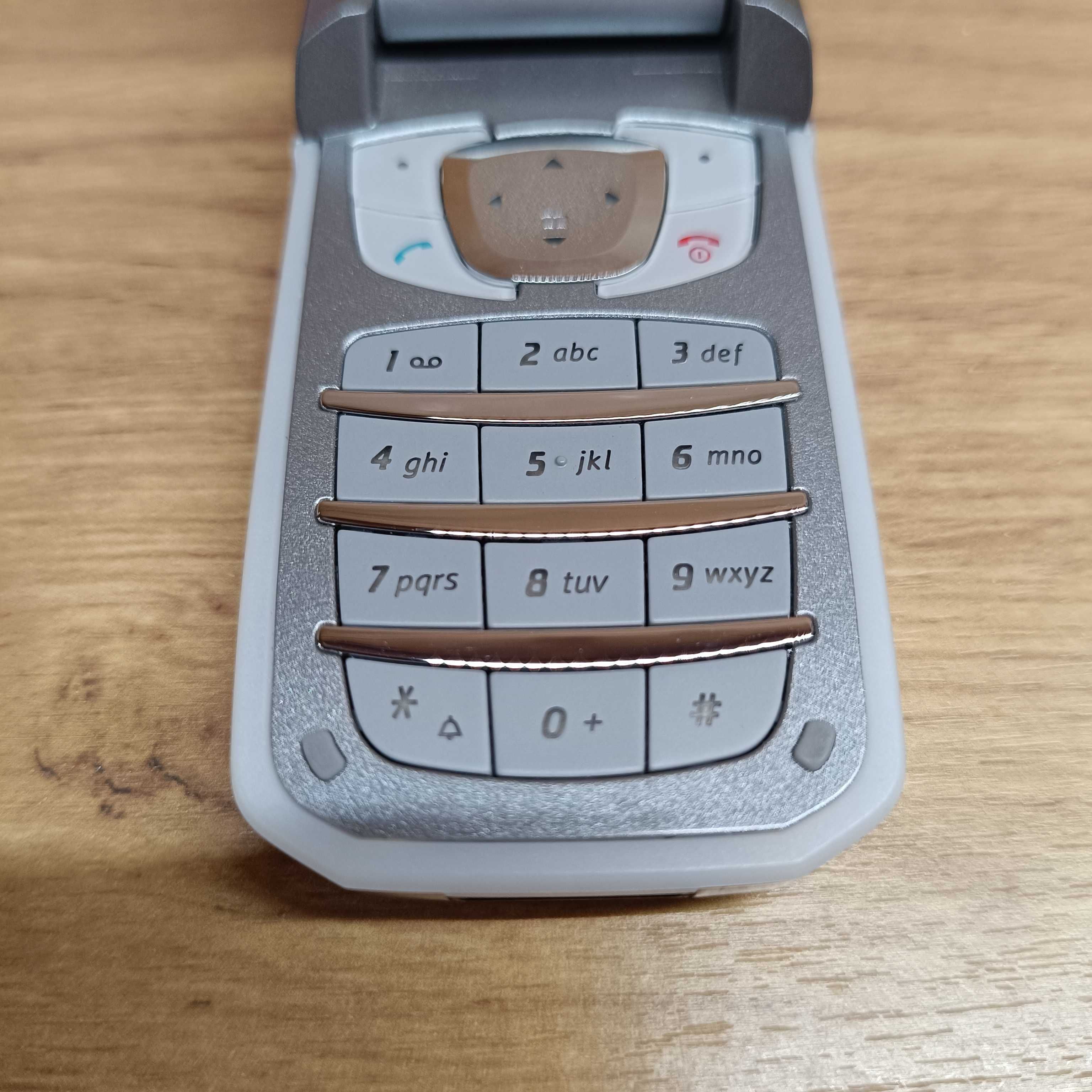 Unikatowy telefon Siemens CF62 *superstan* z folią na wyświetlaczu