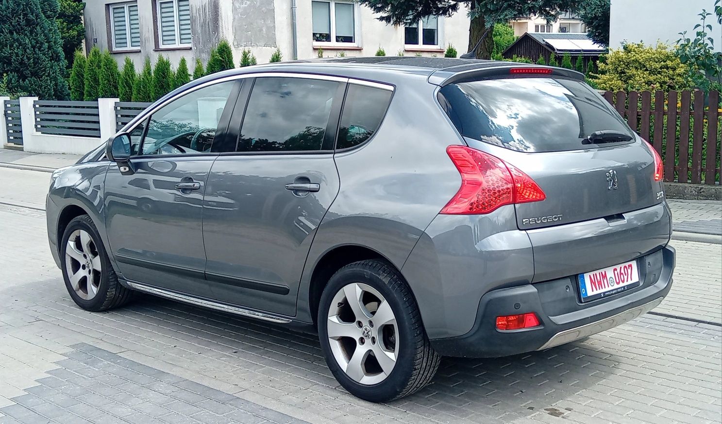 Peugeot 3008 1.6 156KM Xenon, panorama, Hed-up, climatronic, 2 x alu,