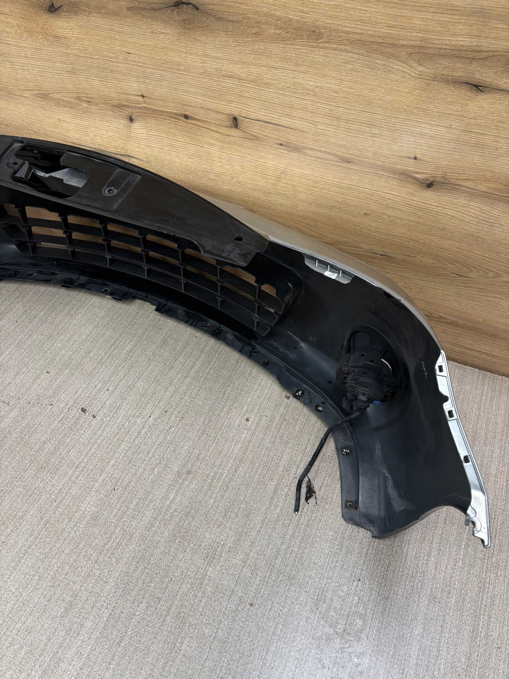 Zderzak przedni nissan note lift kolor kyo