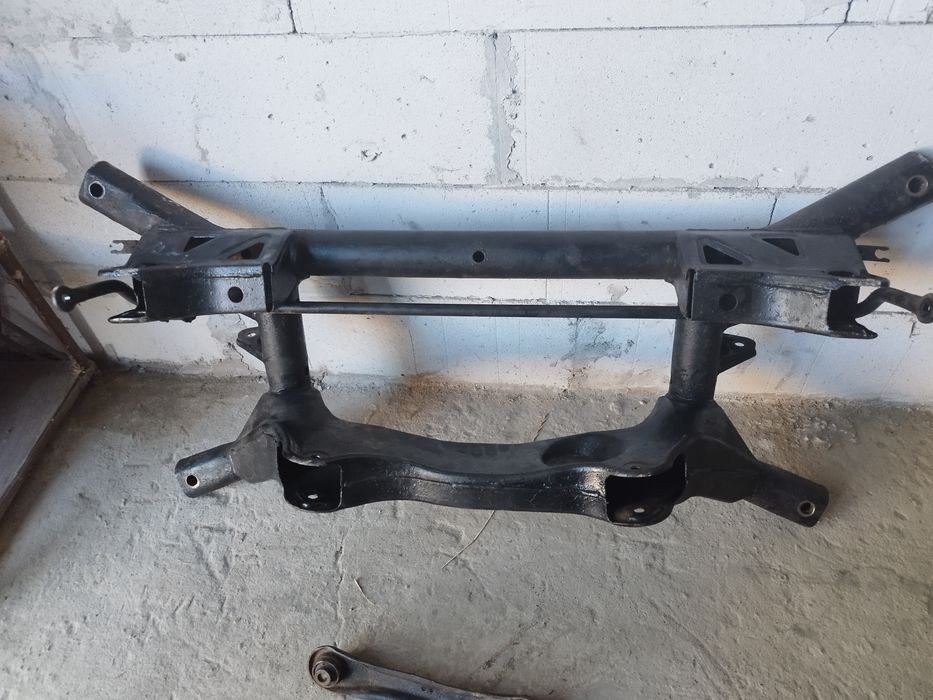 Задній Підрамник Mitsubishi ASX 2015