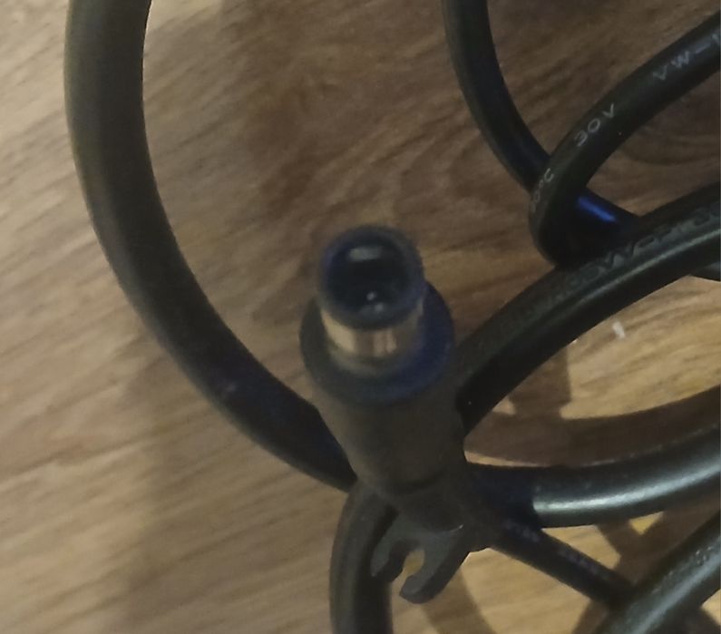 Блок питания HP 65W рабочий