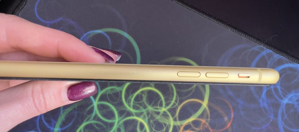 Iphone 11 64GB памʼять