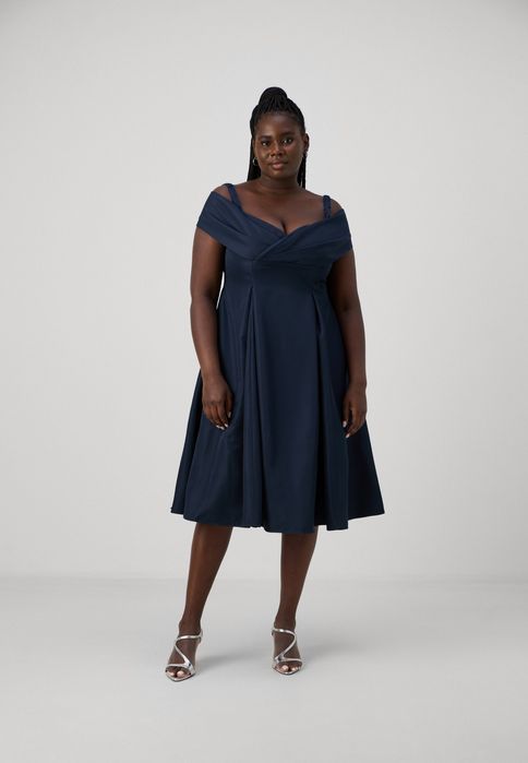 Sukienka  wieczorowa rozkloszowana Anna Field 46