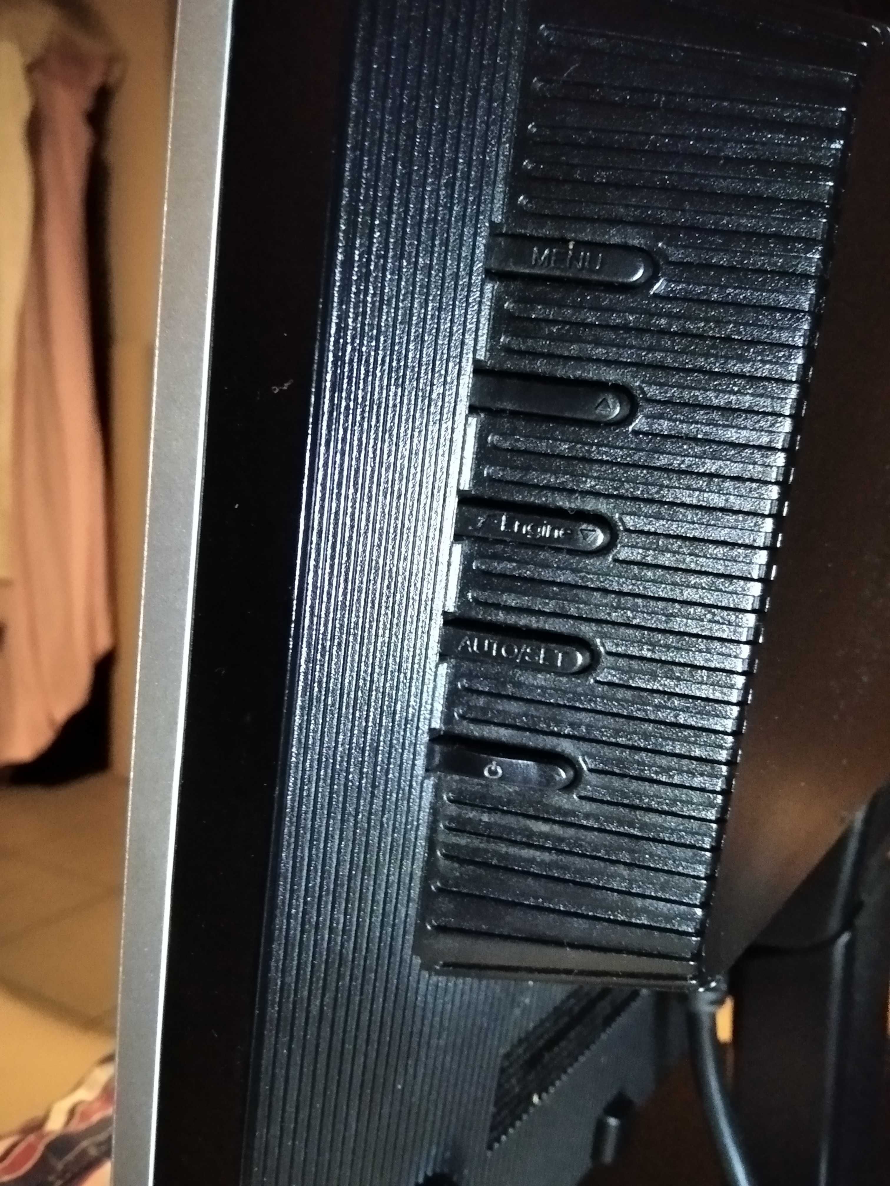 Monitor LG Flatron L1952S -SF 19 cali