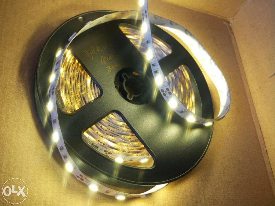 Fita 300 leds com 5 metros, flexível
