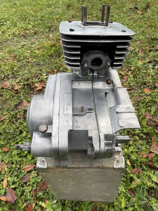 Мотор минск 125 .