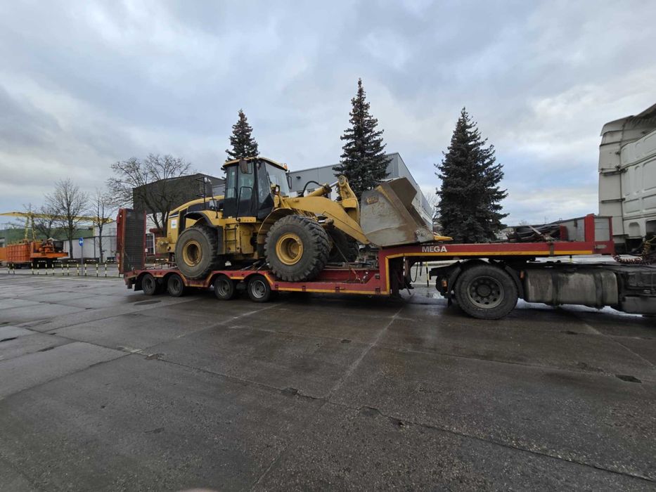 Transport niskopodwoziowy , transport maszyn, transport urządzeń