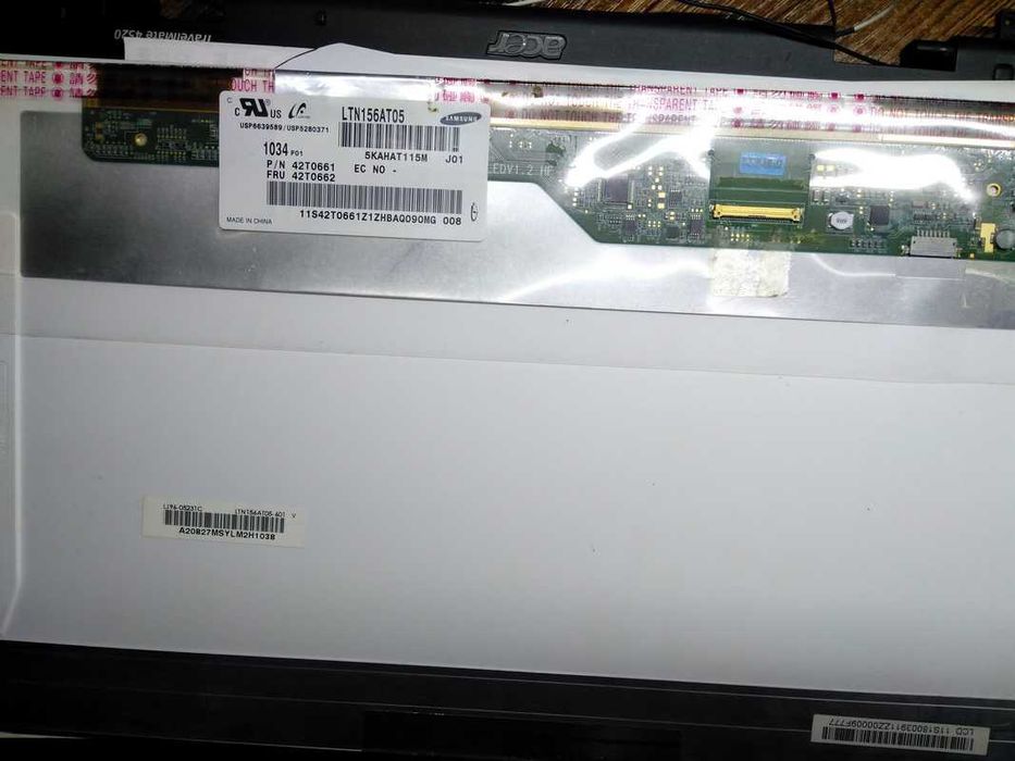 Продам матрицу 15,6 ACER TravelMate 4520 + (LTN156AT05, LP156WH4)