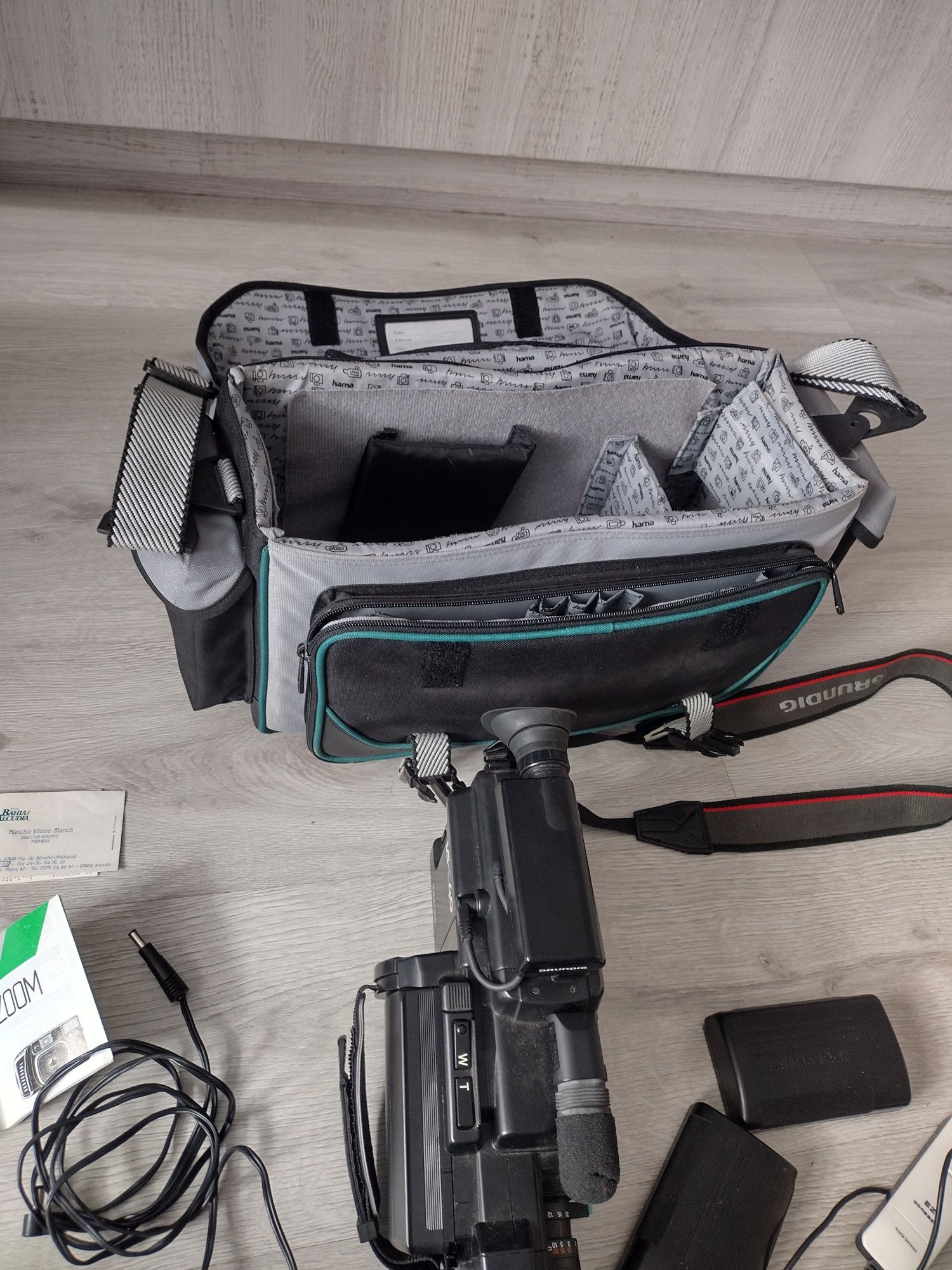 Kamera Grundig VS-C40 + torba i kable