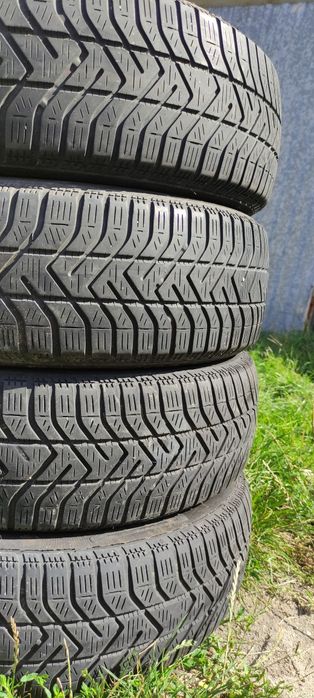 Opony zimowe 165/70/14 Pirelli 1N