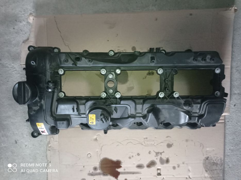 Bmw N55b30a  Pokrywa zaworow