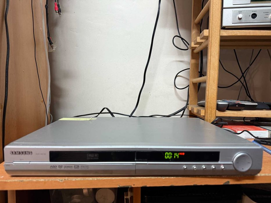 Nagrywarka Samsung DVD-HR 730