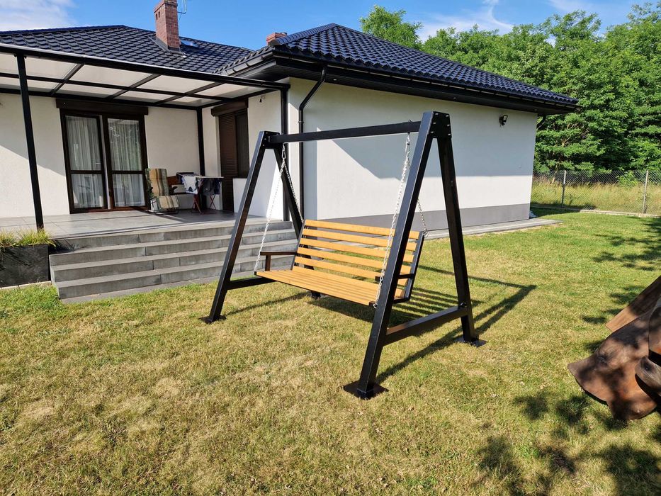 Huśtawka ogrodowa metalowa