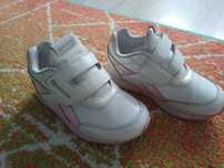 Reebok buty dziecięce r. 25