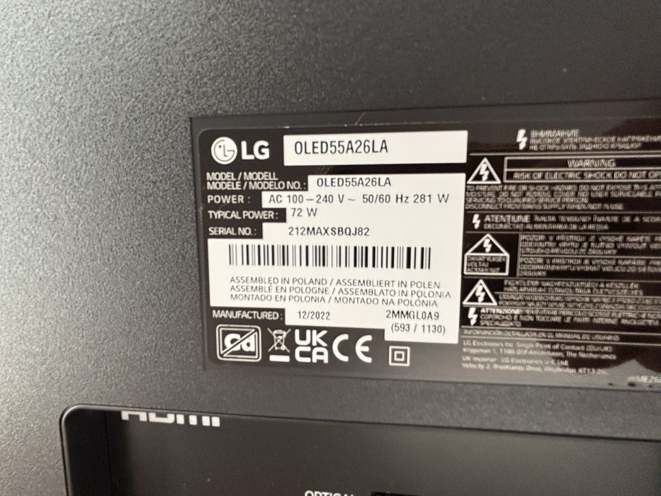 TV LG 55” OLED - garantia até abril de 2026