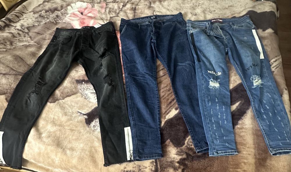 Отдам даром мужские джинсы