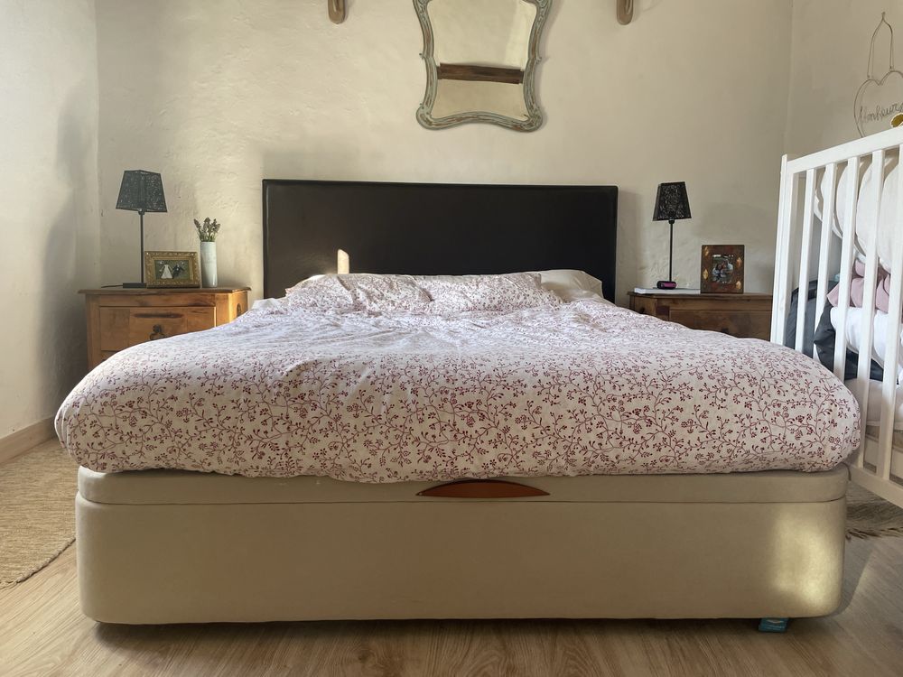 Cama/ sommier beije (colchao opcional)