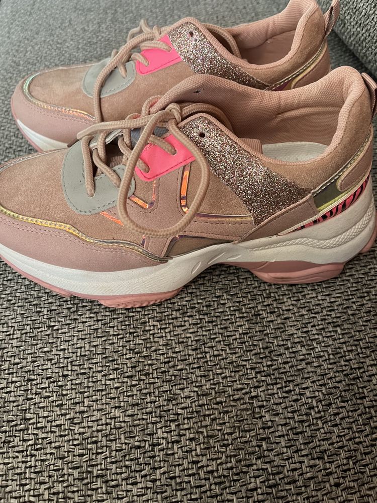 Sneakersy 37 buty sportowe