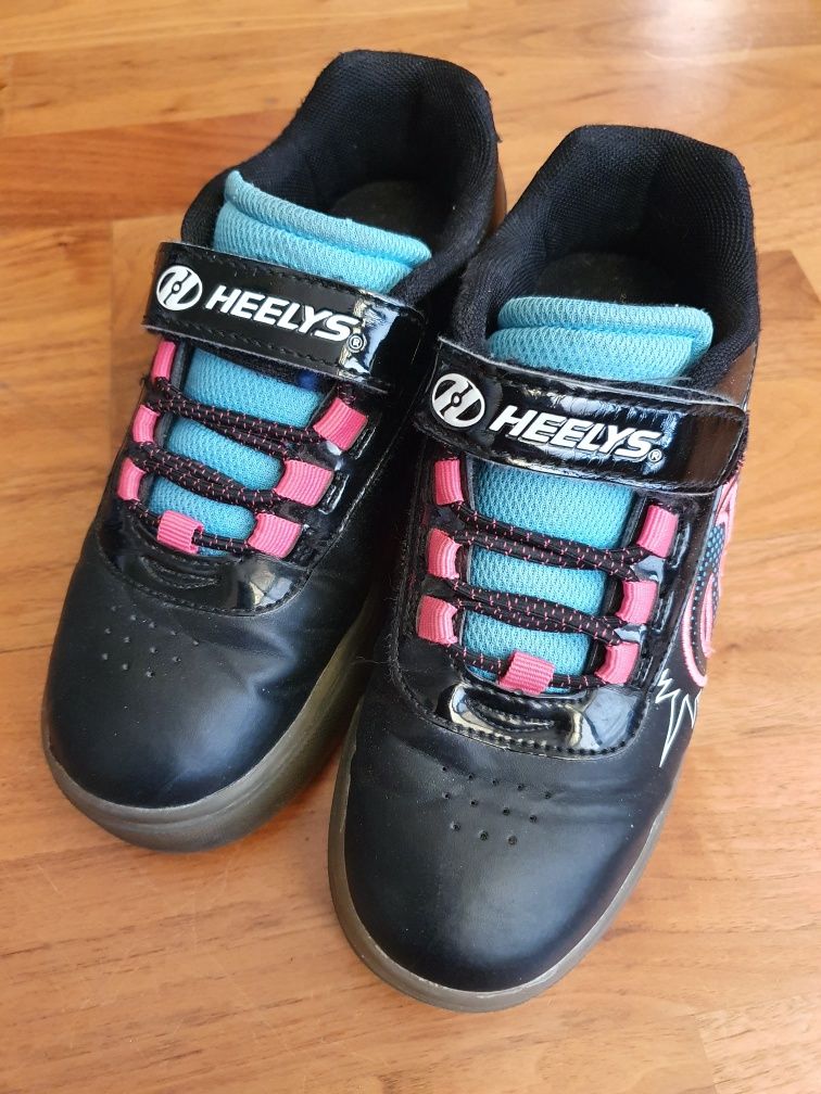 Butorolki czarne Heelys r.36