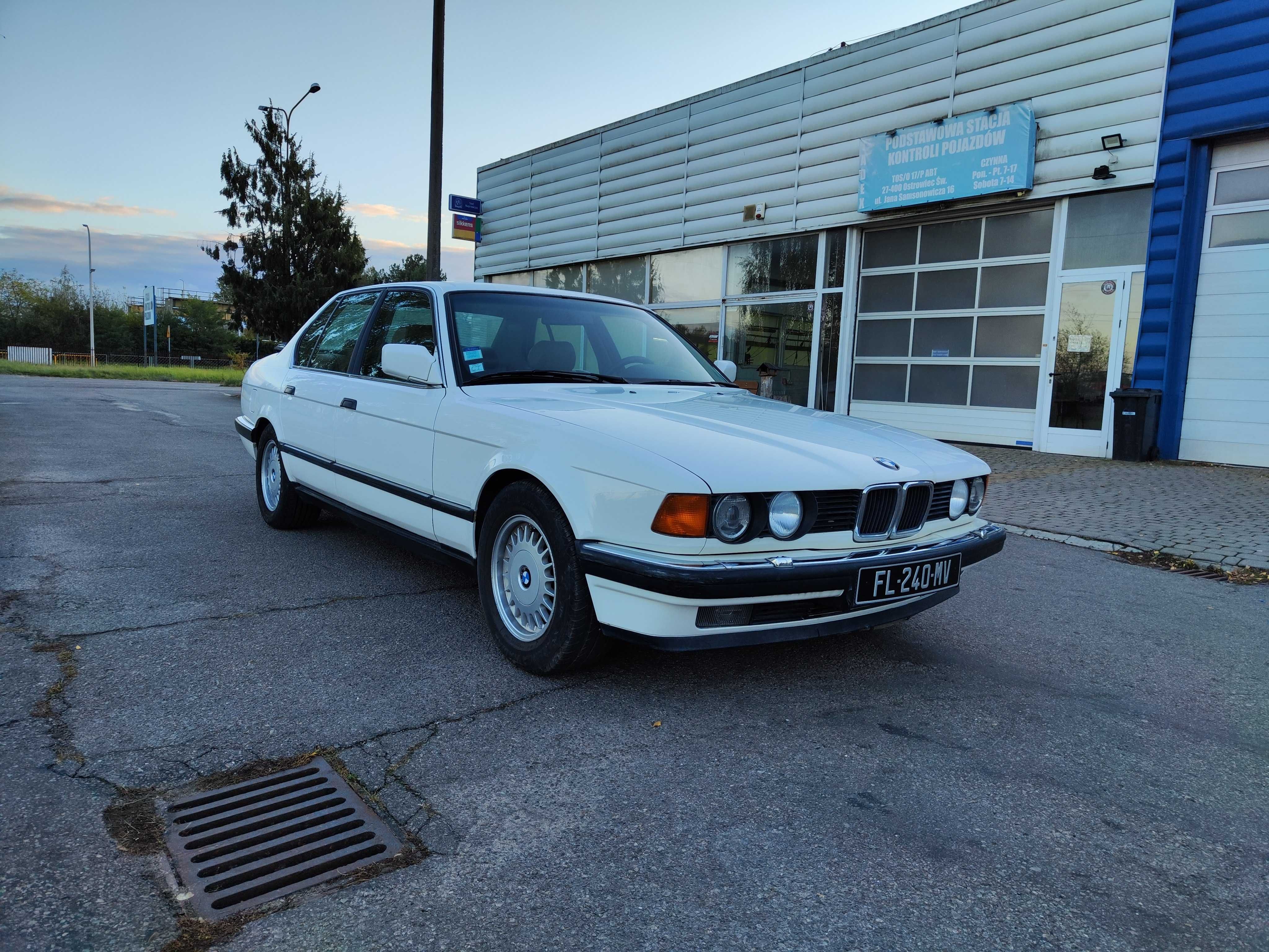 BMW 735i 211KM _ Skóra _ Szyberdach _ Automat