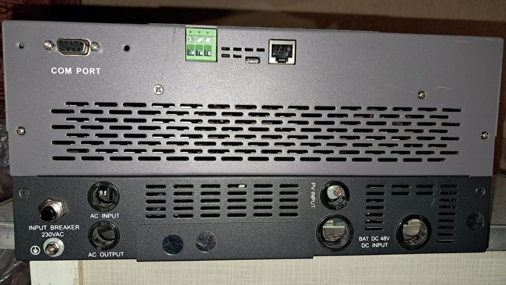 Гібридний інвертор EASUN 5000W