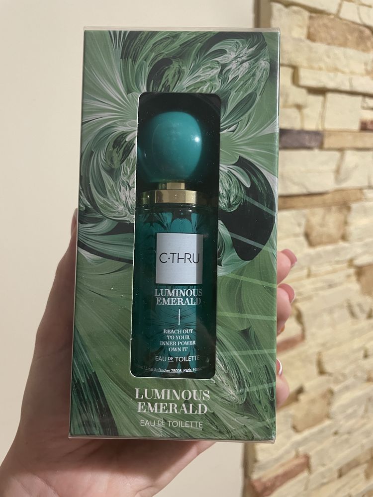 C-Thru Luminous Emerald woda toaletowa 30 ml