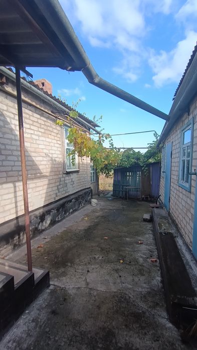 Будинок на вул Пилипа Орлика (район Пісочної)