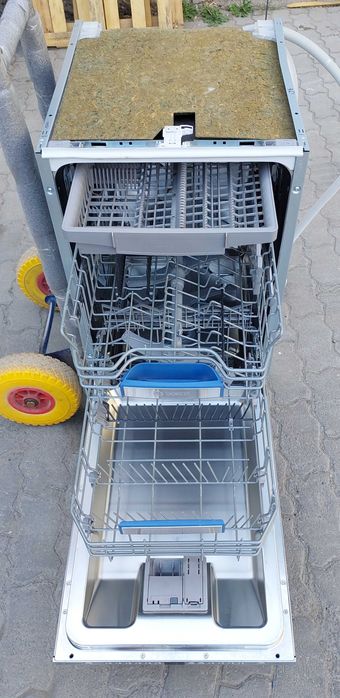 Вмонтована посудомийна машина 45см Бош Bosch SPV69T00EU три лотки б/у