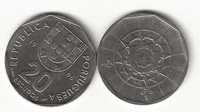 Lote 2 moedas de 20$00 de 1986