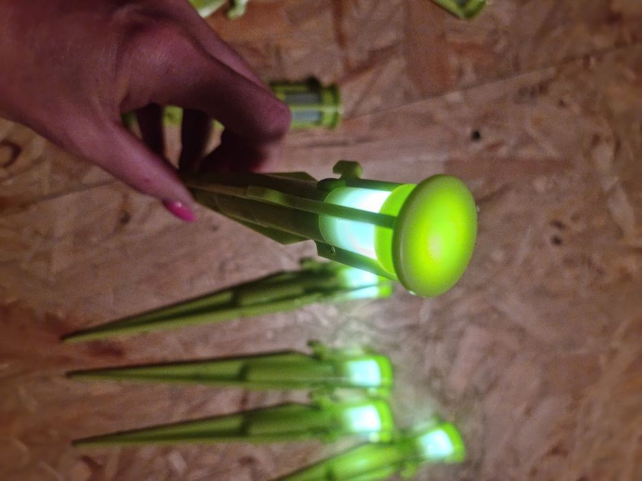 Śledzie szpilki led świecące