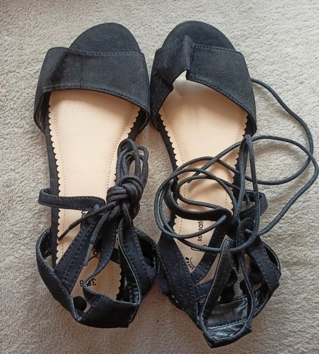 Sensation czarne wiązane sandały boho style 39