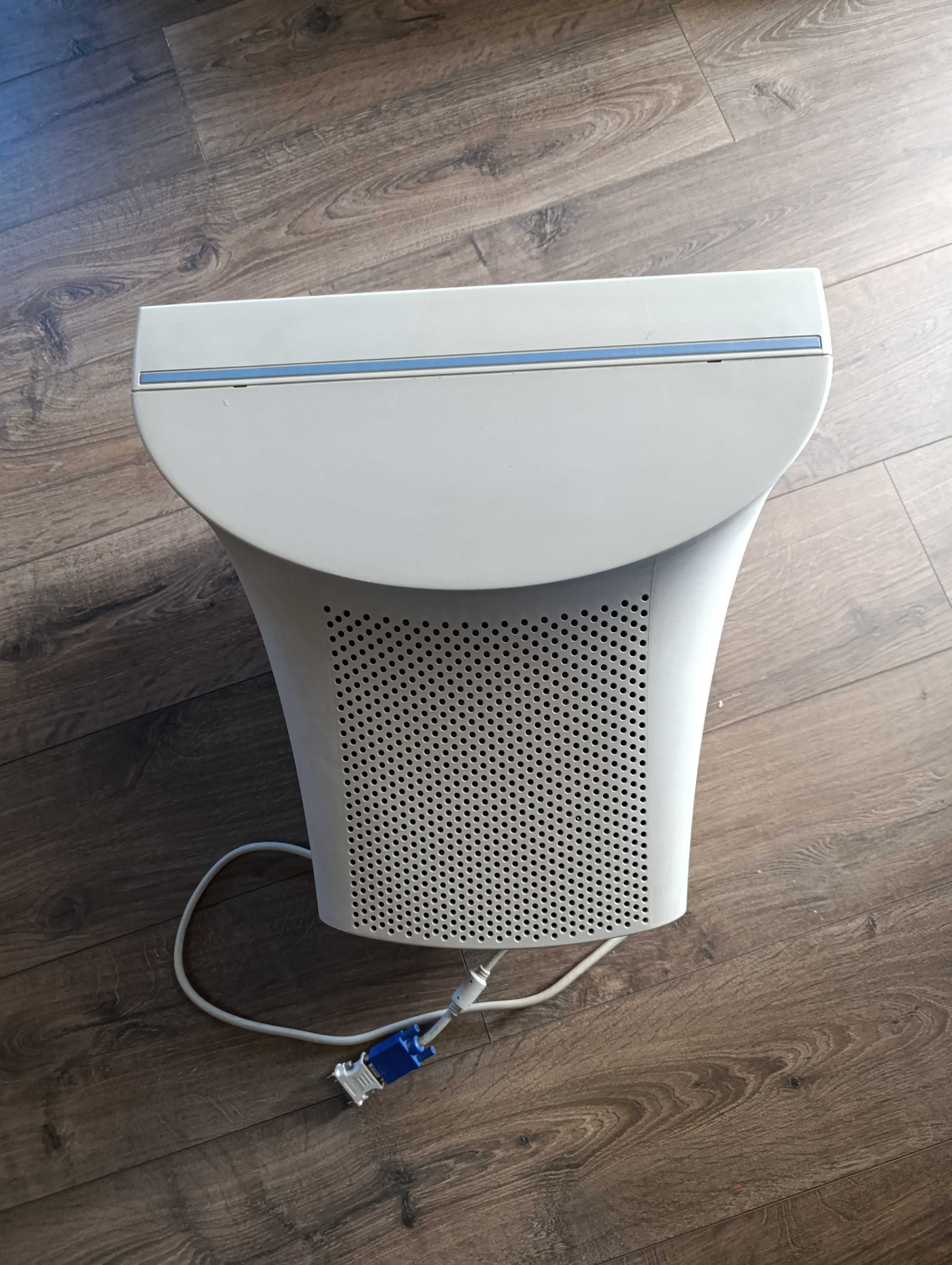 Monitor kineskopowy retro Samsung SyncMaster 753DF - 17 cali -SPRZEDAM