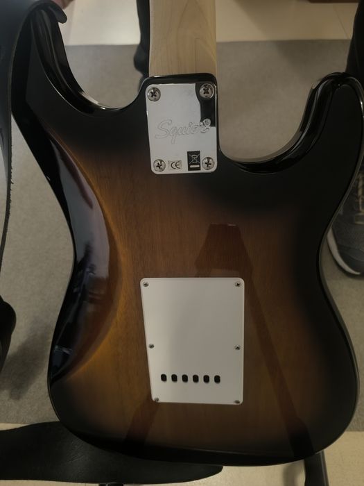 Fender Squier Stratocaster Affinity LH – BSB