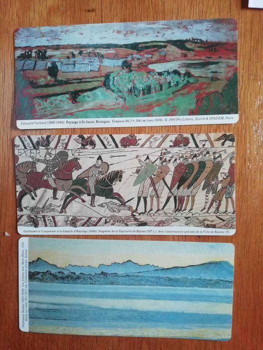 Calendários de bolso.