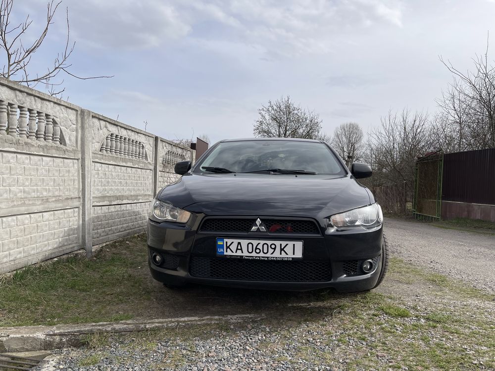 Mitsubishi Lancer x