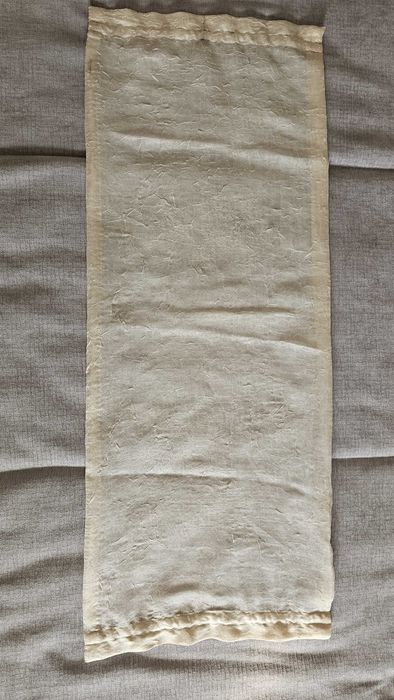 Duas cortinas 35x90 cm