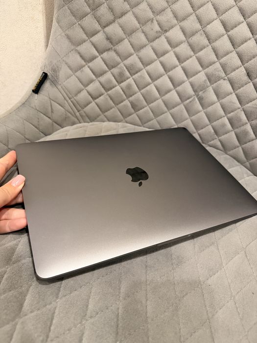 MacBook Pro 13 2020 16/512GB