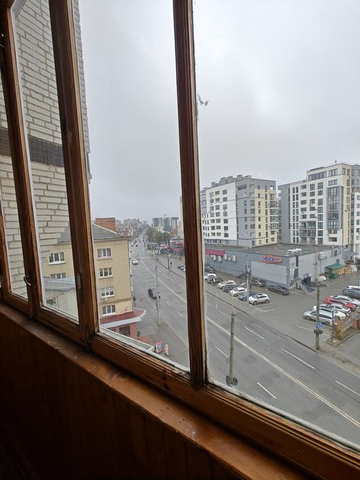 Продаж 3 кімнатна. Район Східний