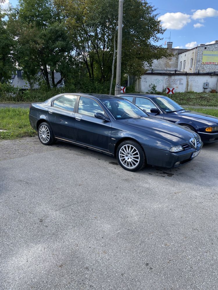 Alfa romeo 166 silnik 2,4 jtd turbo lampy zdrzak skrzynia przewod waz