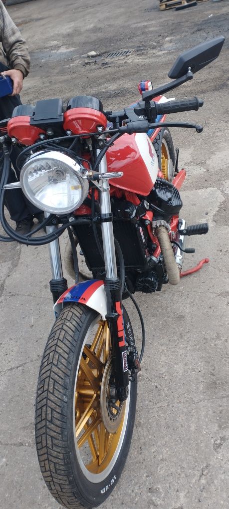 Honda GL 500 Cafe Racer 1983r