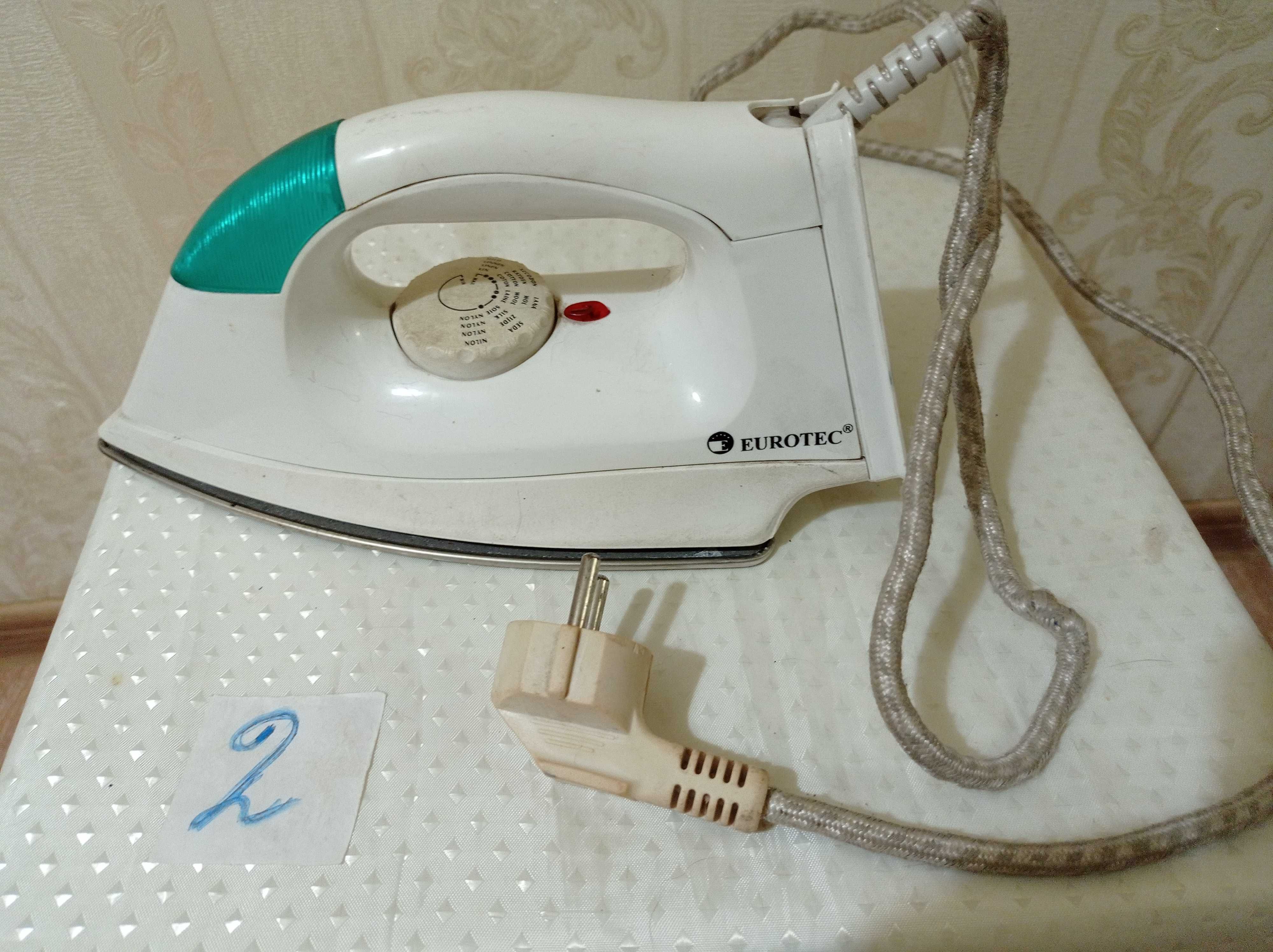 Утюг Saturn, Eurotec, Moulinex. Праска