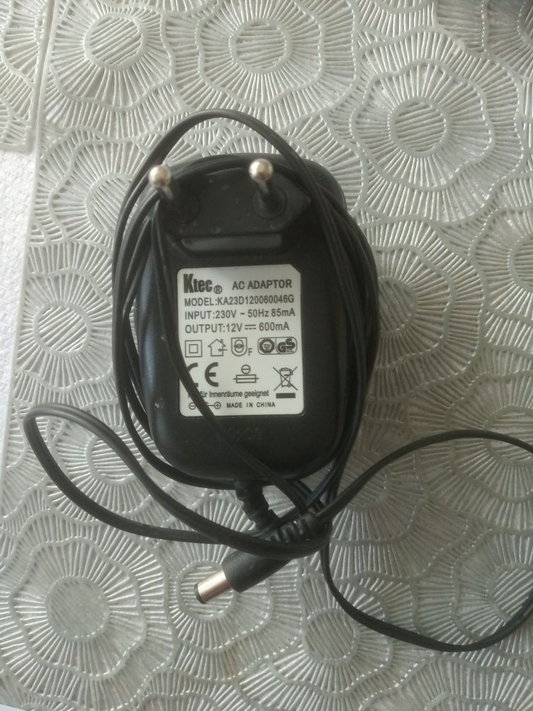 Zasilacz 12V, 9V, antenowy