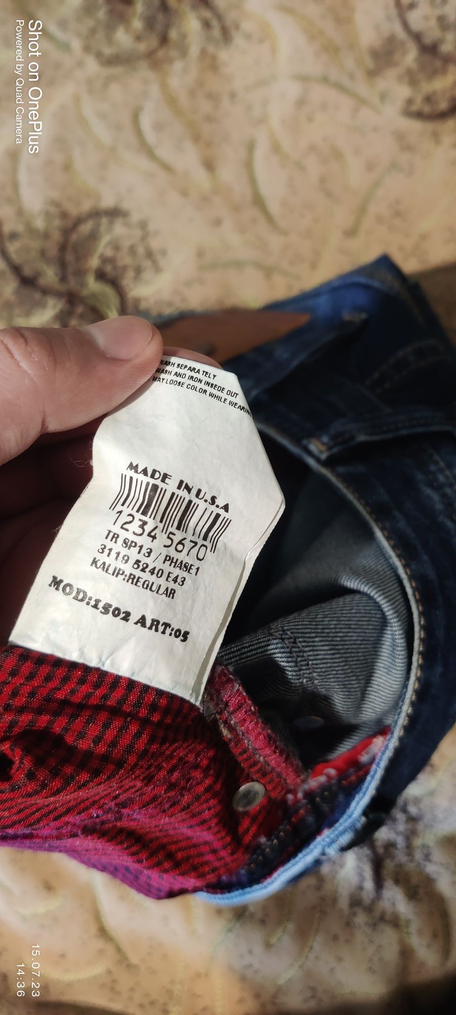 Джинси Levi's темно сині